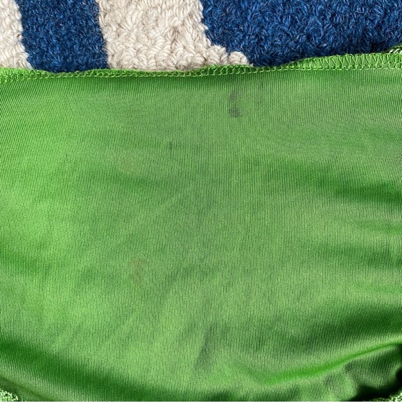 🍃 BERSHKA GREEN HIGH WAIST BACK TIE CROCHET MINI SKIRT! - Picture 13 of 13